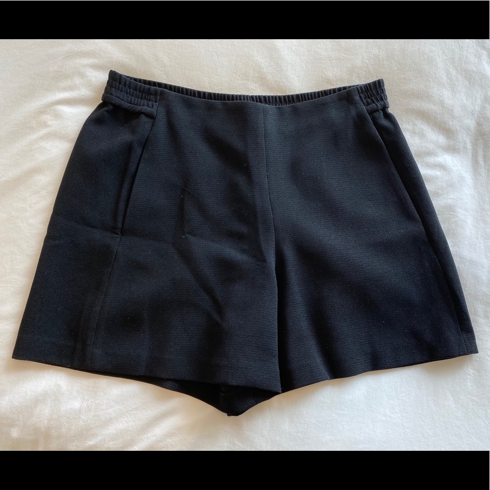 Lord and Taylor classic black shorts